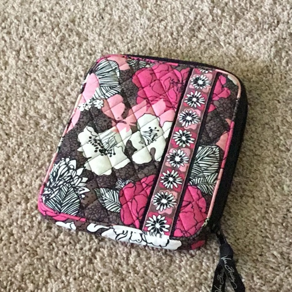 Very Bradley small zip case